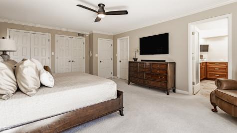 8613 Seaward Lane Indianapolis IN 46256