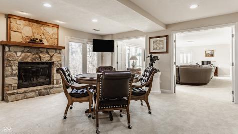8613 Seaward Lane Indianapolis IN 46256