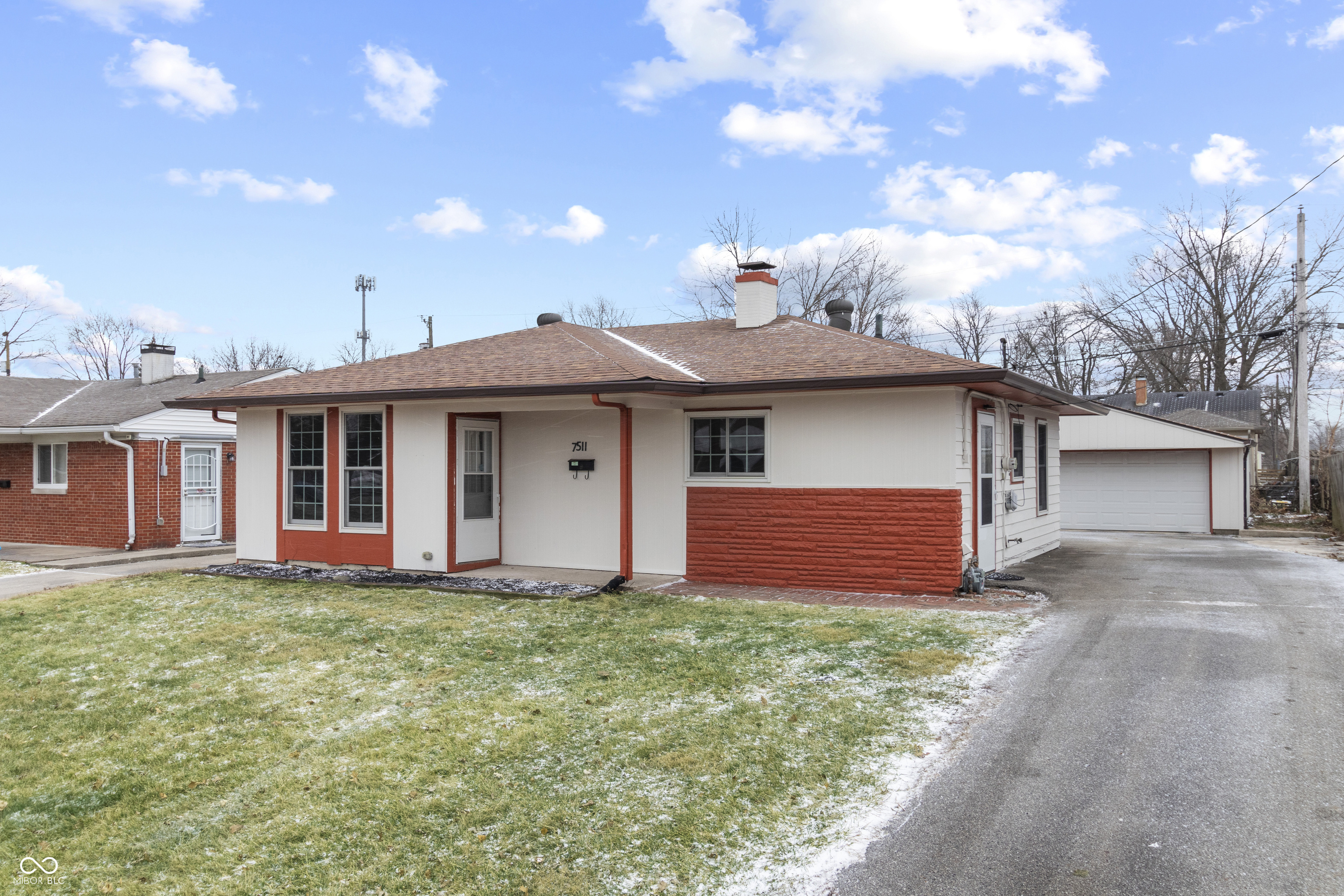 7511 E 53rd Street Indianapolis IN 46226