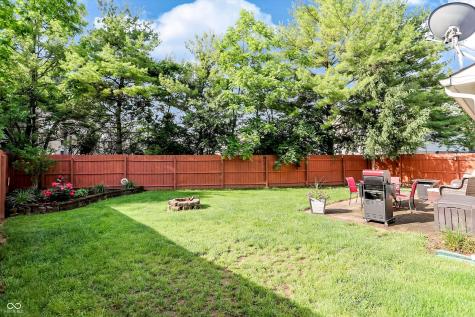 1013 Ebony Circle Franklin IN 46131