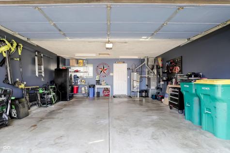 1013 Ebony Circle Franklin IN 46131