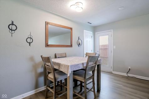 1013 Ebony Circle Franklin IN 46131