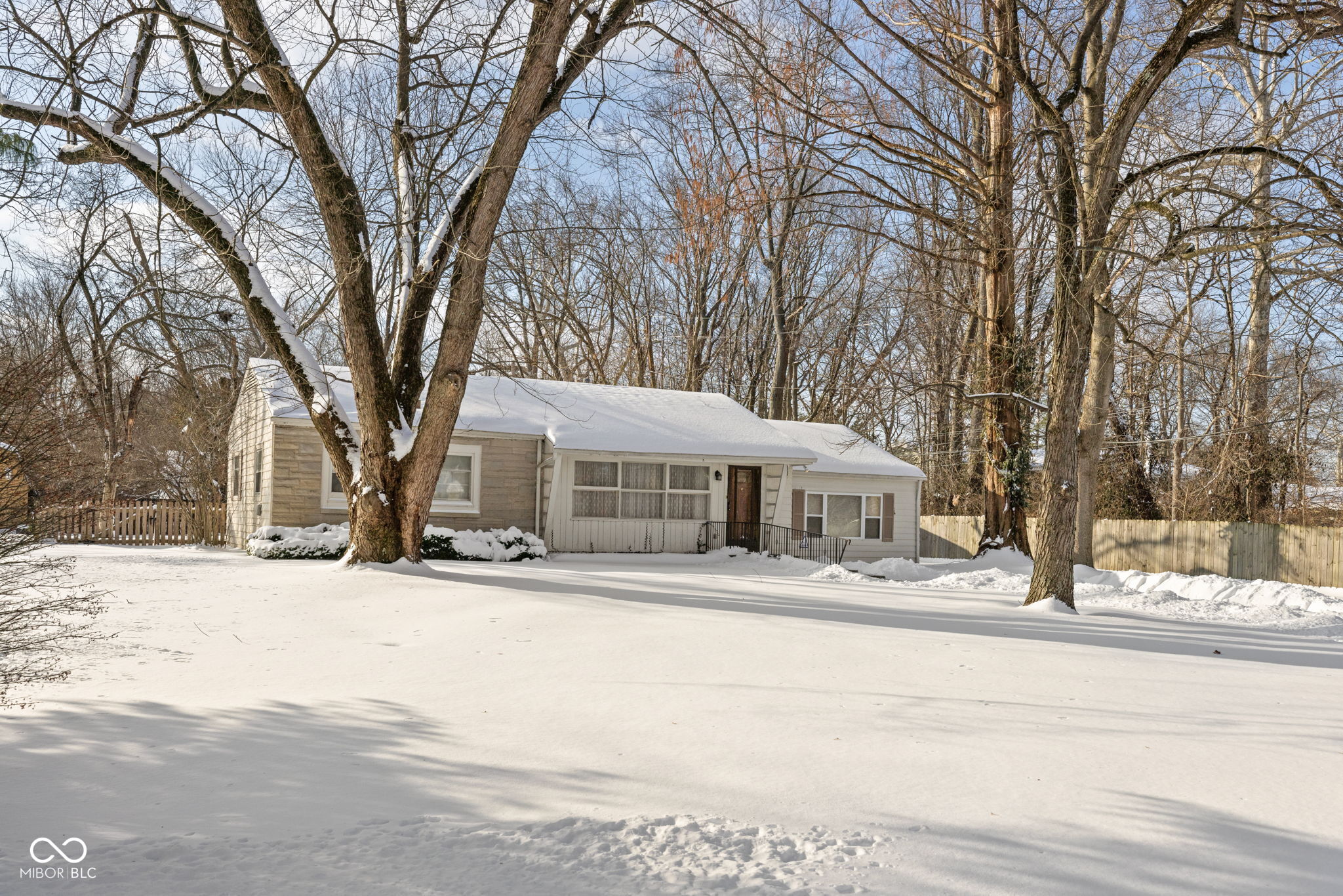 2707 E 66th Street Indianapolis IN 46220