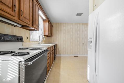 2707 E 66th Street Indianapolis IN 46220