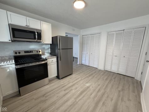 2823 N Gladstone Avenue Indianapolis IN 46218