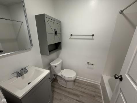 2823 N Gladstone Avenue Indianapolis IN 46218