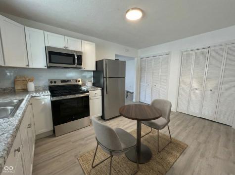 2823 N Gladstone Avenue Indianapolis IN 46218