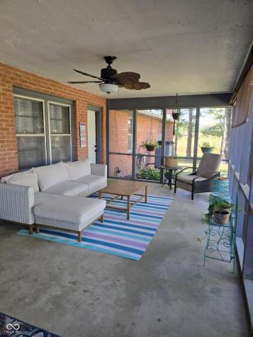 5320 W 200 S Columbus IN 47201