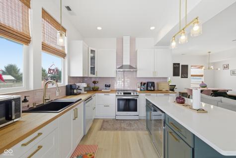 6564 N Michigan Road Fairland IN 46126