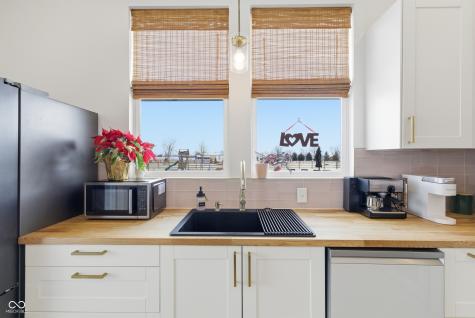 6564 N Michigan Road Fairland IN 46126