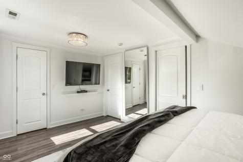 10540 Mcpherson Street Carmel IN 46280