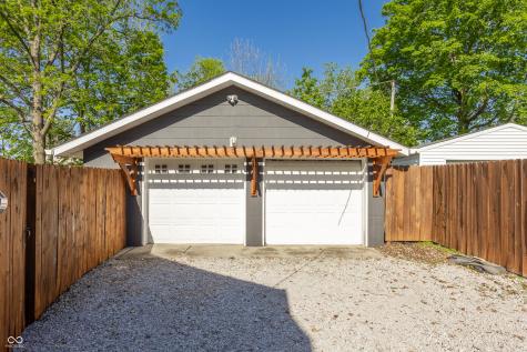 10540 Mcpherson Street Carmel IN 46280