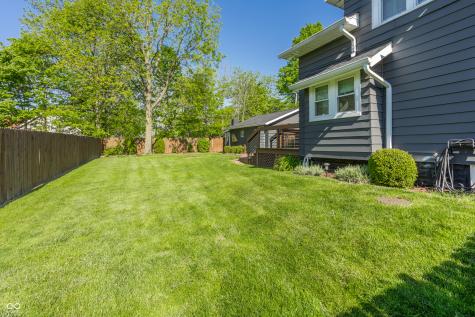 10540 Mcpherson Street Carmel IN 46280