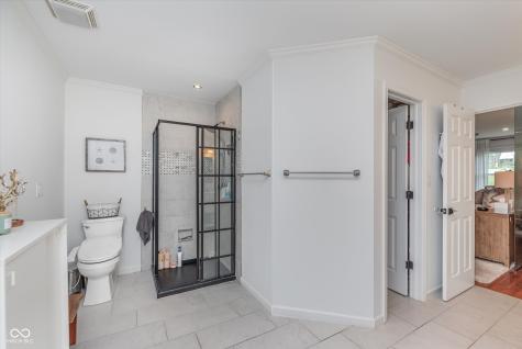 333 S 4th Street Zionsville IN 46077