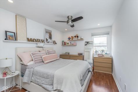 333 S 4th Street Zionsville IN 46077