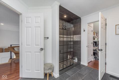 333 S 4th Street Zionsville IN 46077