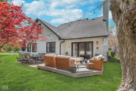 333 S 4th Street Zionsville IN 46077