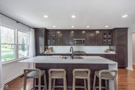 333 S 4th Street Zionsville IN 46077