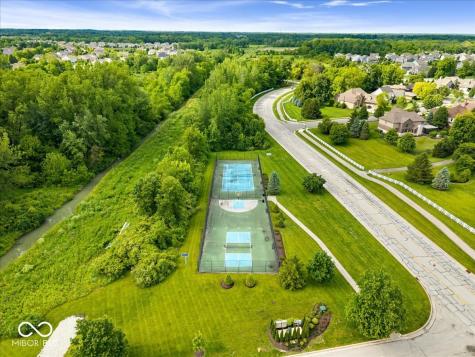 6658 Pennan Court Noblesville IN 46062