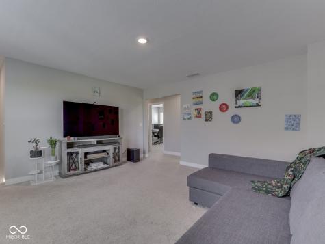 192 Bluestem Lane Whiteland IN 46184
