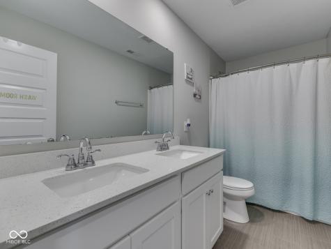 192 Bluestem Lane Whiteland IN 46184