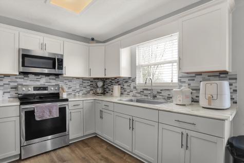 6608 Sonesta Drive Indianapolis IN 46217