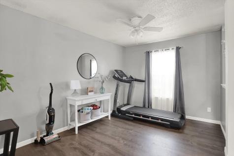 6608 Sonesta Drive Indianapolis IN 46217