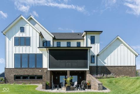 18331 Lakes End Court Westfield IN 46074