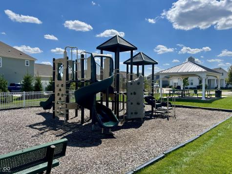 18331 Lakes End Court Westfield IN 46074