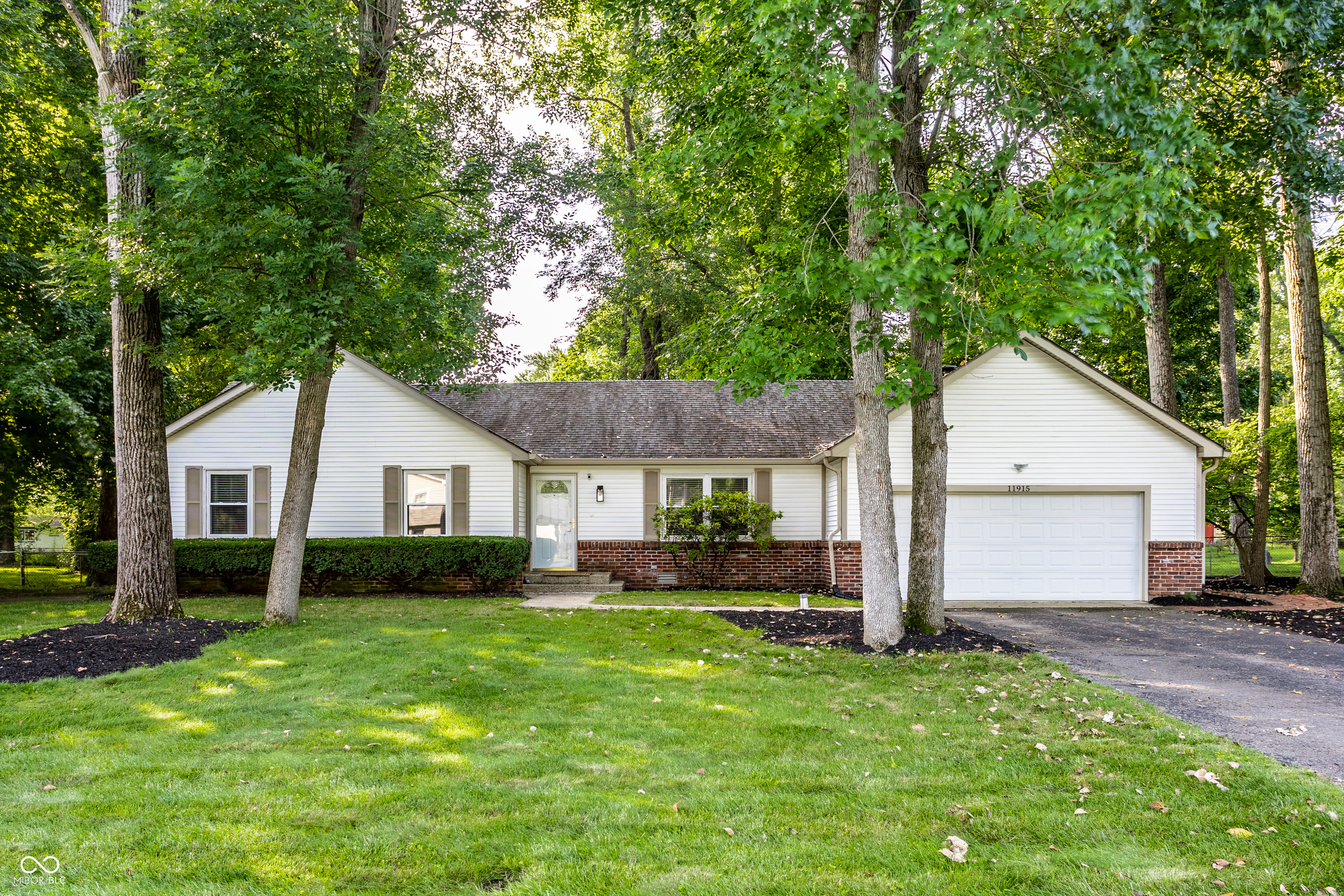 11915 Hoster Road Carmel IN 46033