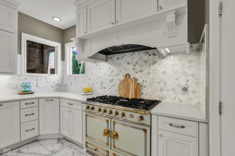 9311 Timberline Way Indianapolis IN 46256
