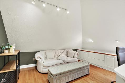 9311 Timberline Way Indianapolis IN 46256