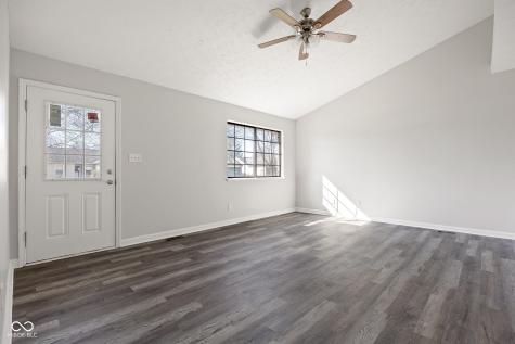 249 Meadow Glen Drive Avon IN 46123