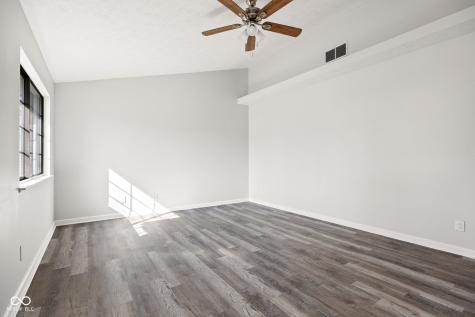 249 Meadow Glen Drive Avon IN 46123