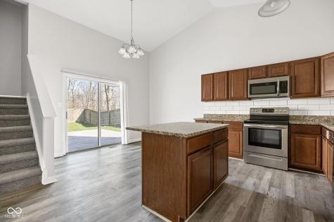 249 Meadow Glen Drive Avon IN 46123