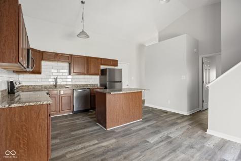 249 Meadow Glen Drive Avon IN 46123