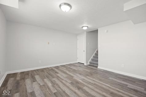 249 Meadow Glen Drive Avon IN 46123