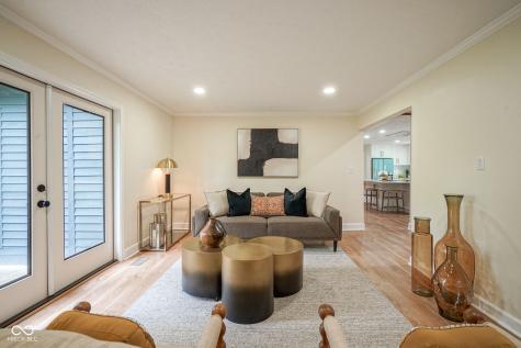 150 Governors Lane Zionsville IN 46077