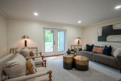 150 Governors Lane Zionsville IN 46077