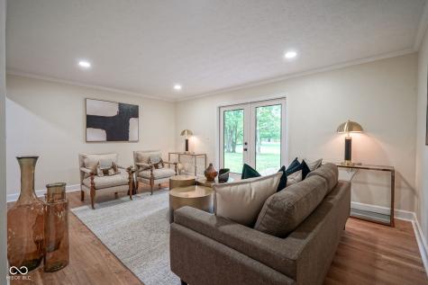 150 Governors Lane Zionsville IN 46077