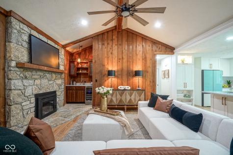 150 Governors Lane Zionsville IN 46077