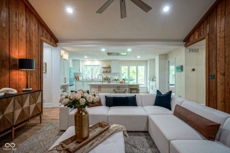 150 Governors Lane Zionsville IN 46077
