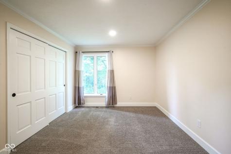 150 Governors Lane Zionsville IN 46077