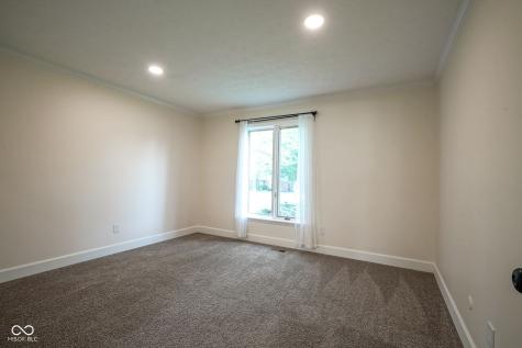 150 Governors Lane Zionsville IN 46077