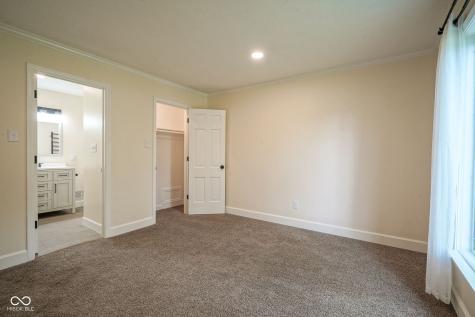 150 Governors Lane Zionsville IN 46077