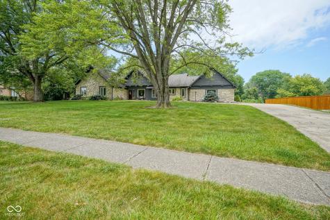 150 Governors Lane Zionsville IN 46077