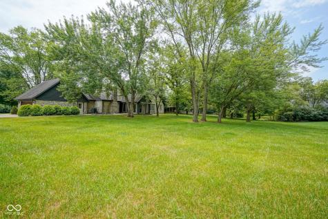 150 Governors Lane Zionsville IN 46077