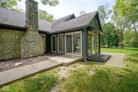 150 Governors Lane Zionsville IN 46077