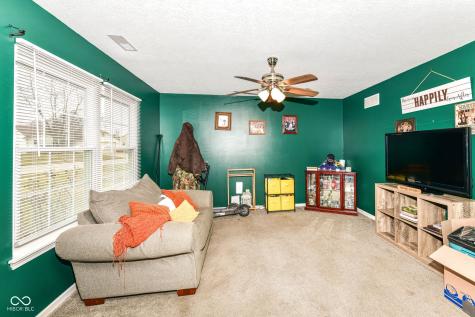 915 Congressional Way Shelbyville IN 46176