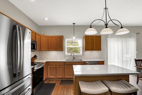 6274 Saddletree Drive Zionsville IN 46077